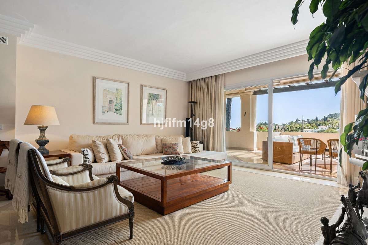 Appartement te koop in Nueva Andalucía | 3 slaapkamers H5366293