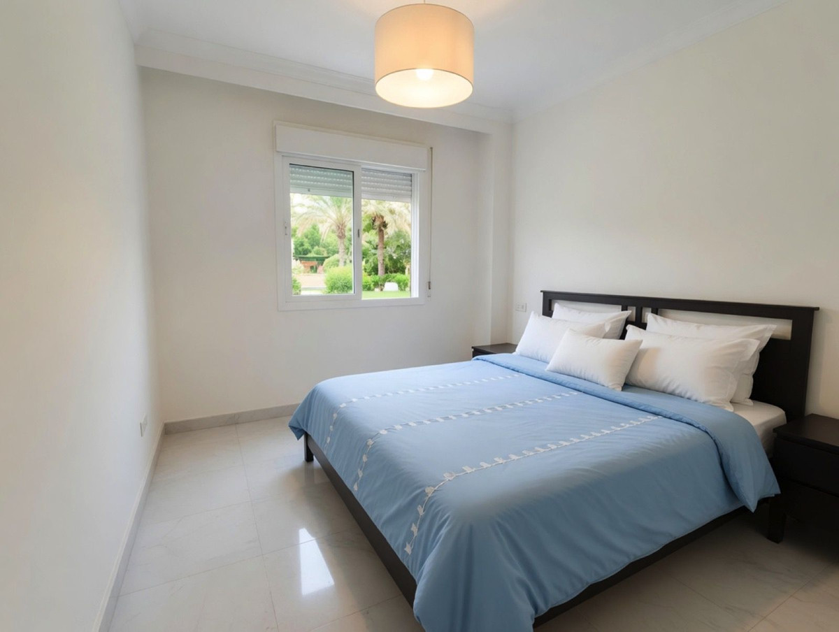 Appartement te koop in Nueva Andalucía | 2 slaapkamers H5366623