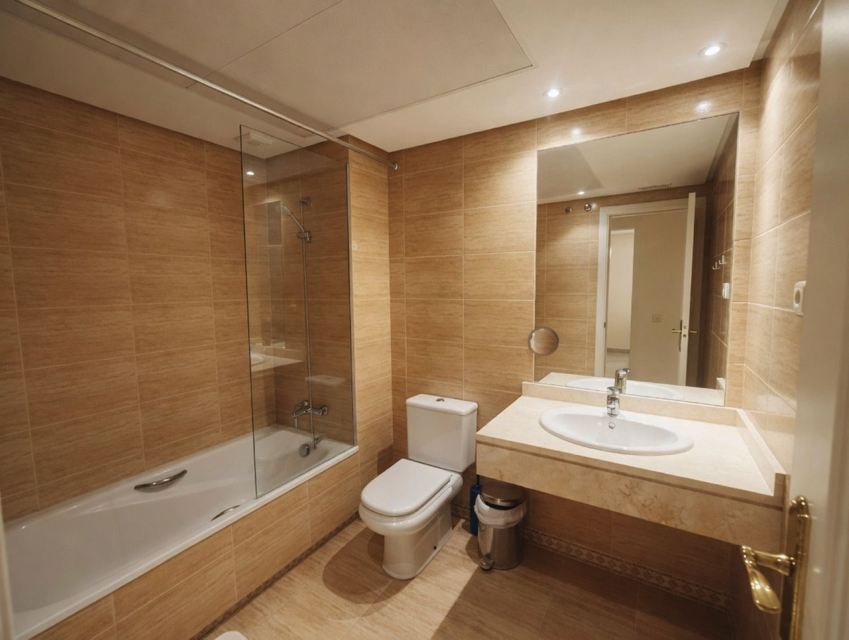 Appartement te koop in Nueva Andalucía | 2 slaapkamers H5366623