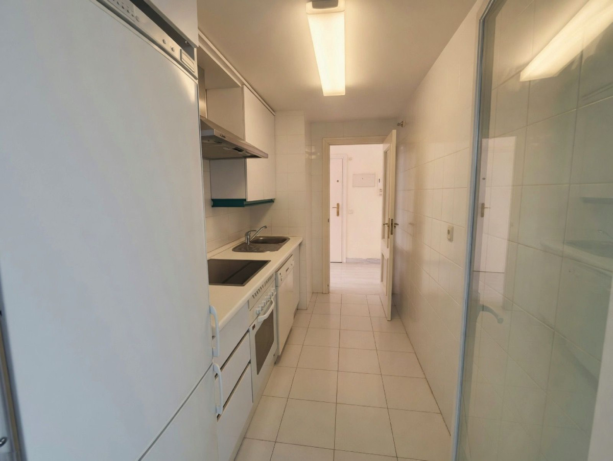 Appartement te koop in Nueva Andalucía | 2 slaapkamers H5366623