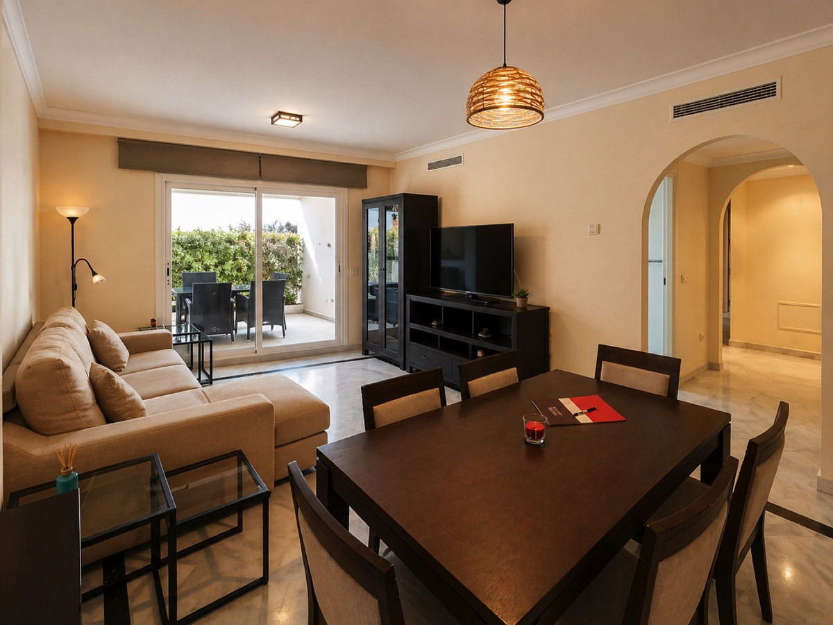 Appartement te koop in Nueva Andalucía | 2 slaapkamers H5366623