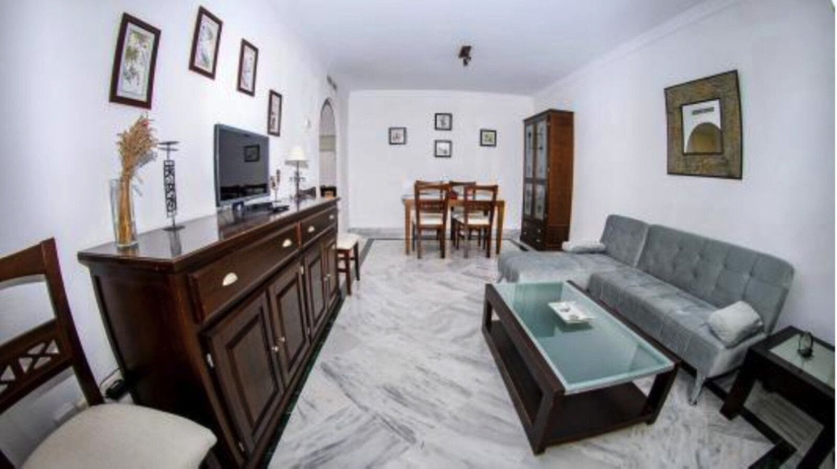 Appartement te koop in Nueva Andalucía | 2 slaapkamers H5366752