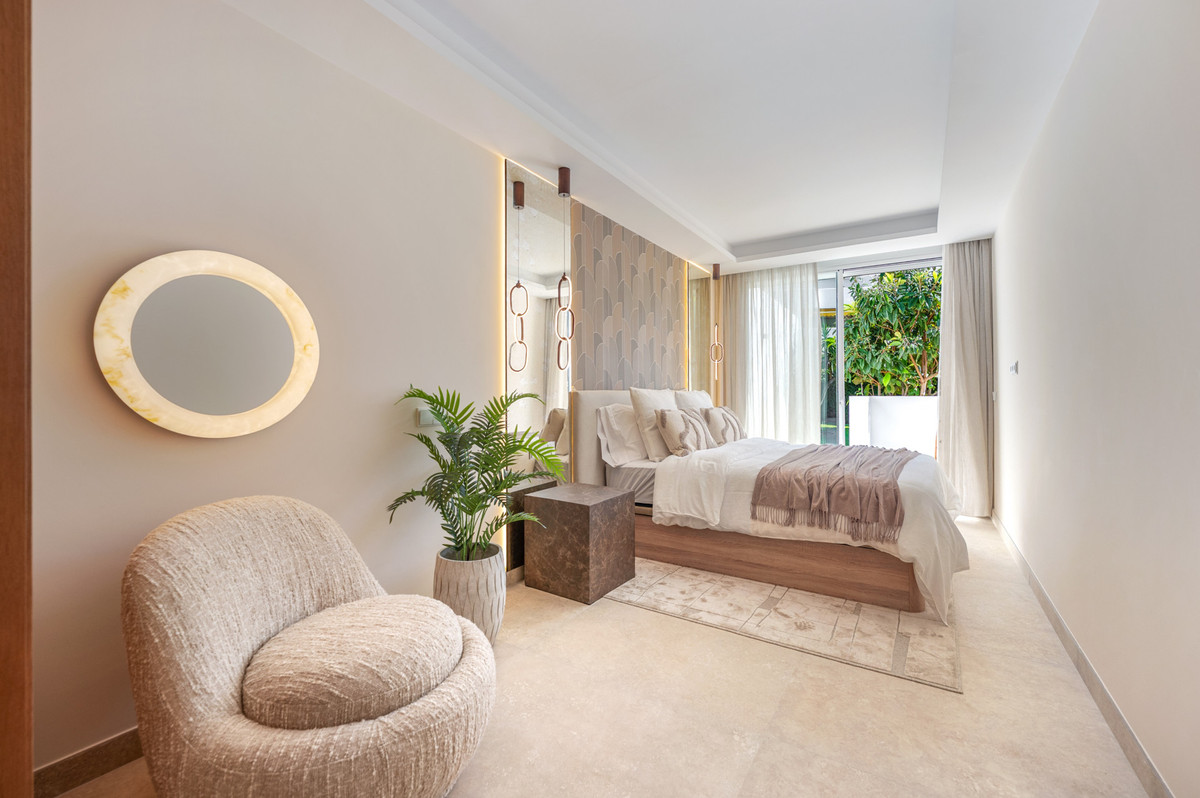 Appartement te koop in Nueva Andalucía | 3 slaapkamers H5369425