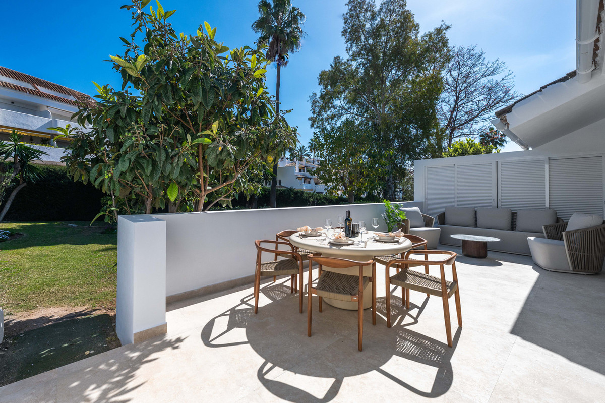 Appartement te koop in Nueva Andalucía | 3 slaapkamers H5369425