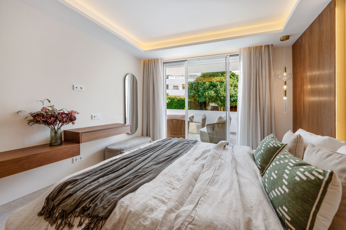 Appartement te koop in Nueva Andalucía | 3 slaapkamers H5369425
