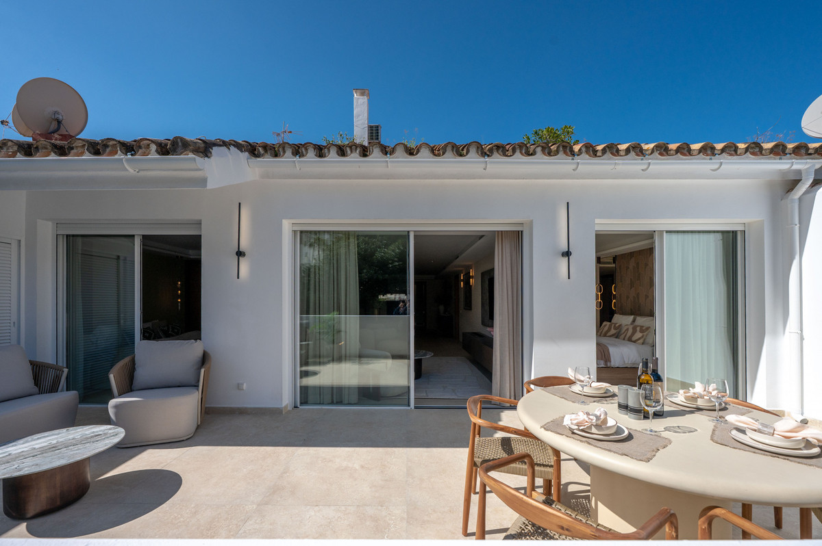Appartement te koop in Nueva Andalucía | 3 slaapkamers H5369425