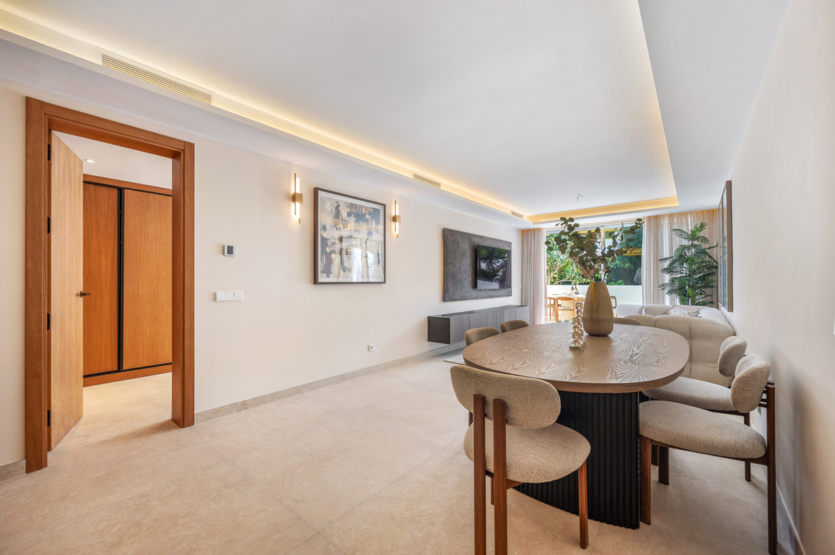Appartement te koop in Nueva Andalucía | 3 slaapkamers H5369425