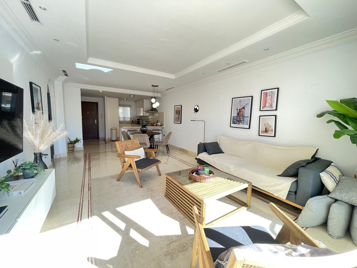 Appartement te koop in Nueva Andalucía | 2 slaapkamers H5370913