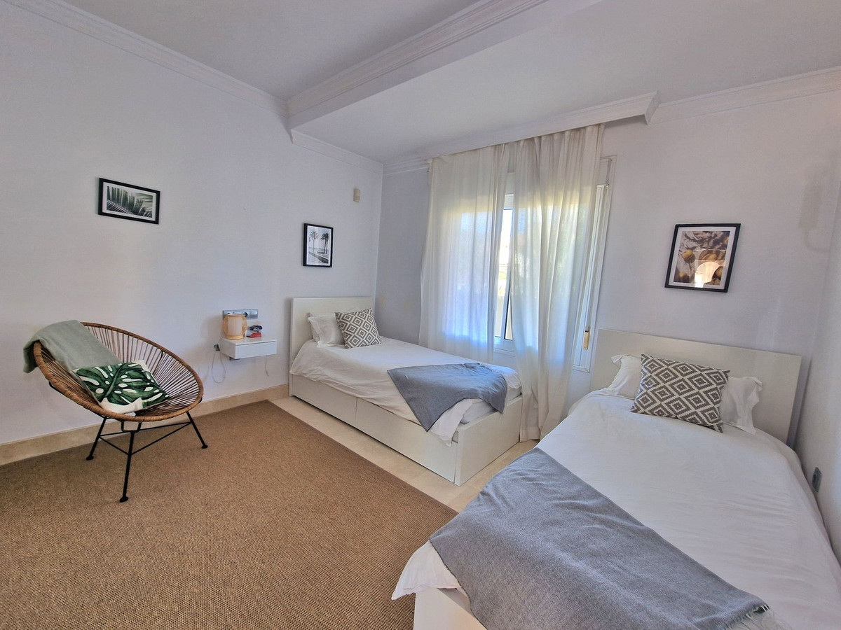 Appartement te koop in Nueva Andalucía | 2 slaapkamers H5370913