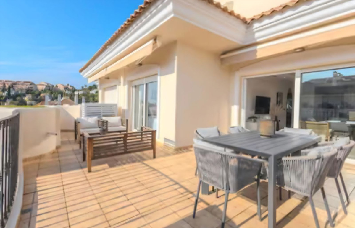 Appartement te koop in Nueva Andalucía | 2 slaapkamers H5370913