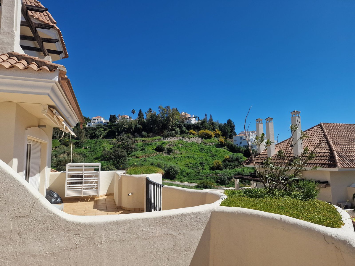 Appartement te koop in Nueva Andalucía | 2 slaapkamers H5370913