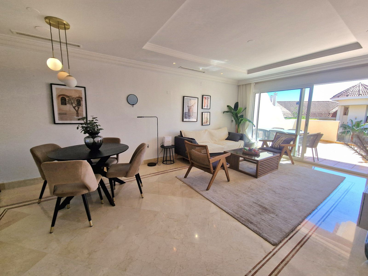 Appartement te koop in Nueva Andalucía | 2 slaapkamers H5370913