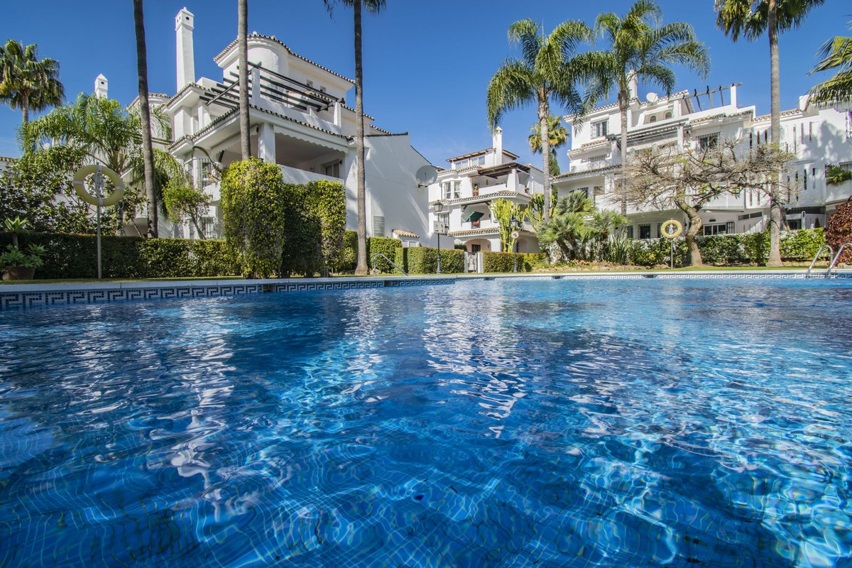 Appartement te koop in Nueva Andalucía | 3 slaapkamers H5371738