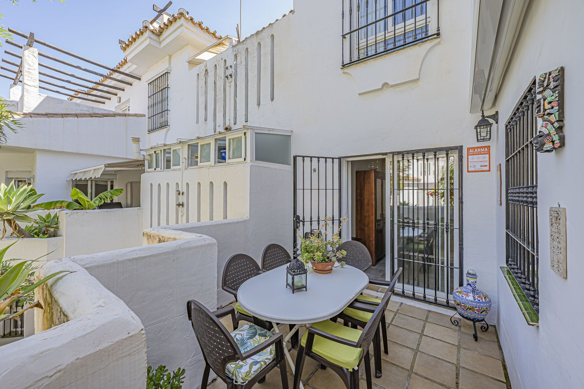 Appartement te koop in Nueva Andalucía | 3 slaapkamers H5371738