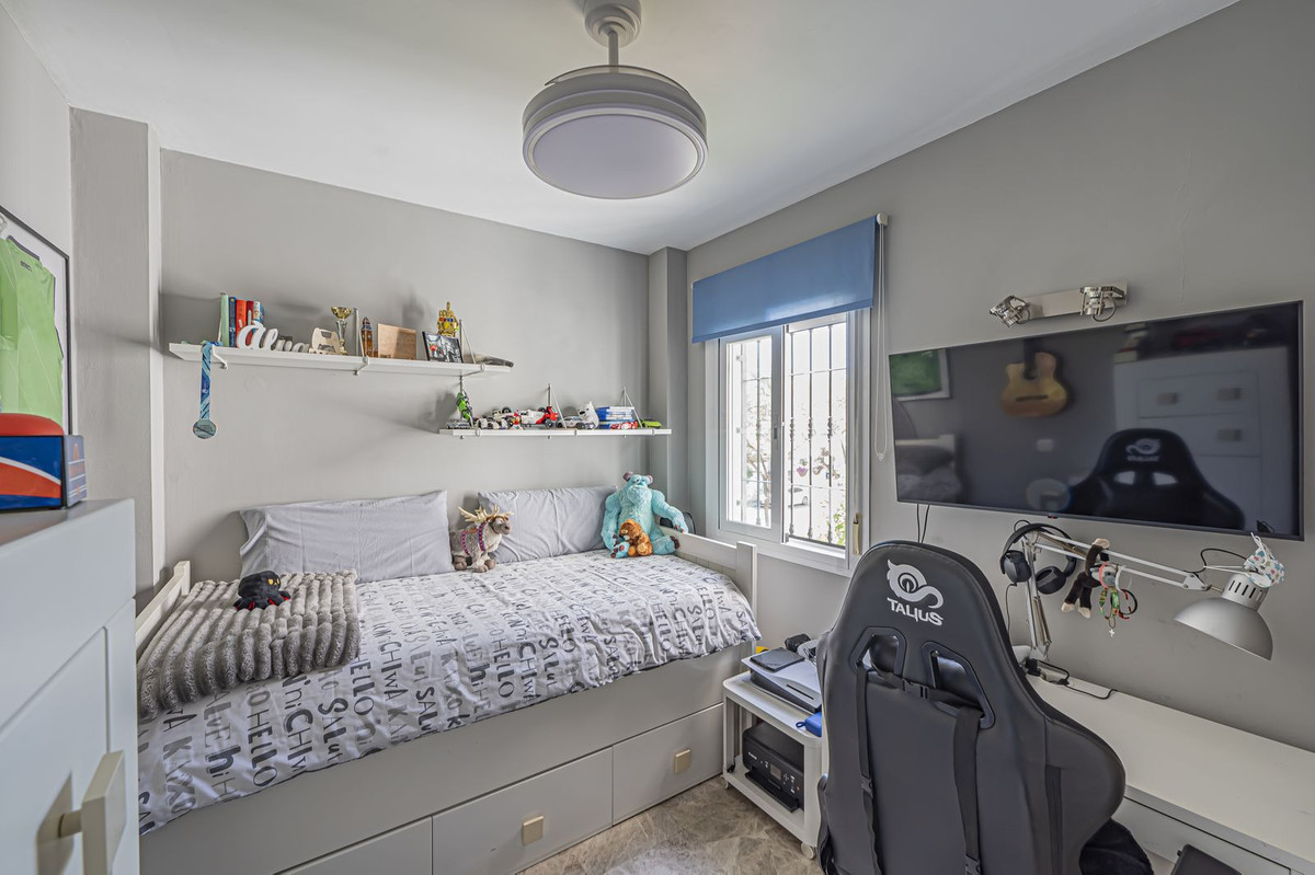 Appartement te koop in Nueva Andalucía | 3 slaapkamers H5371738