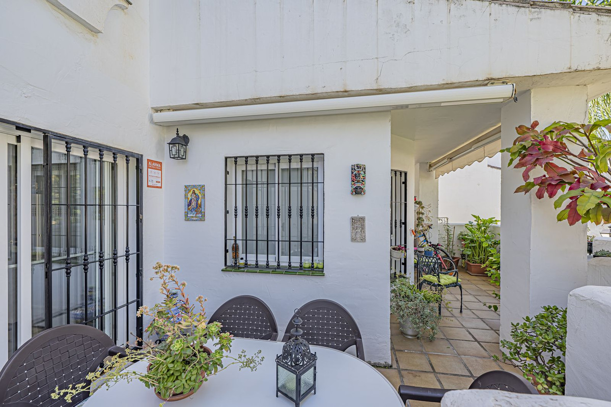 Appartement te koop in Nueva Andalucía | 3 slaapkamers H5371738
