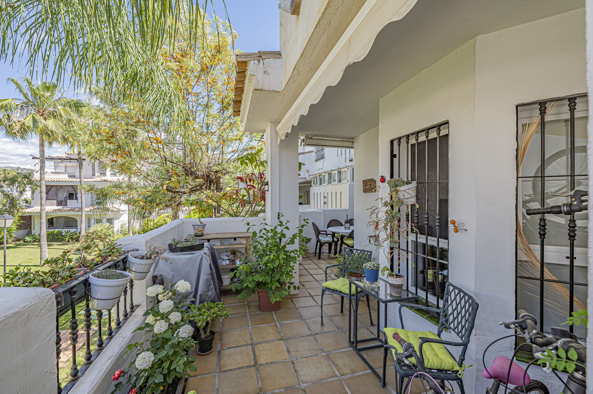 Appartement te koop in Nueva Andalucía | 3 slaapkamers H5371738
