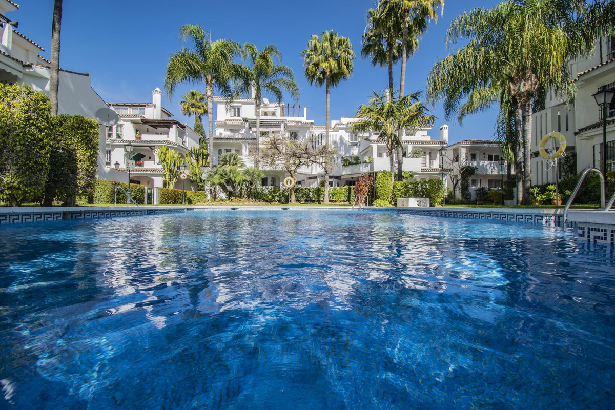 Appartement te koop in Nueva Andalucía | 3 slaapkamers H5371738