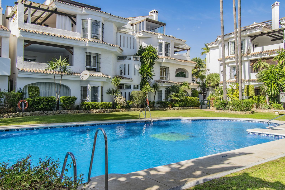 Appartement te koop in Nueva Andalucía | 3 slaapkamers H5371738
