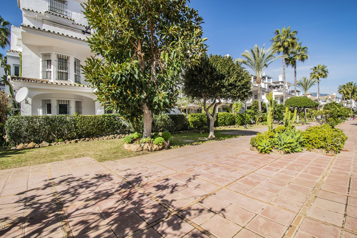 Appartement te koop in Nueva Andalucía | 3 slaapkamers H5371738
