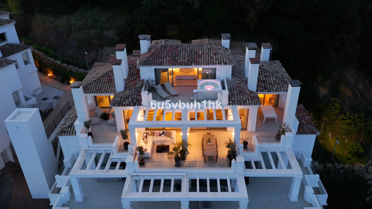 Appartement te koop in Nueva Andalucía | 3 slaapkamers H5372572