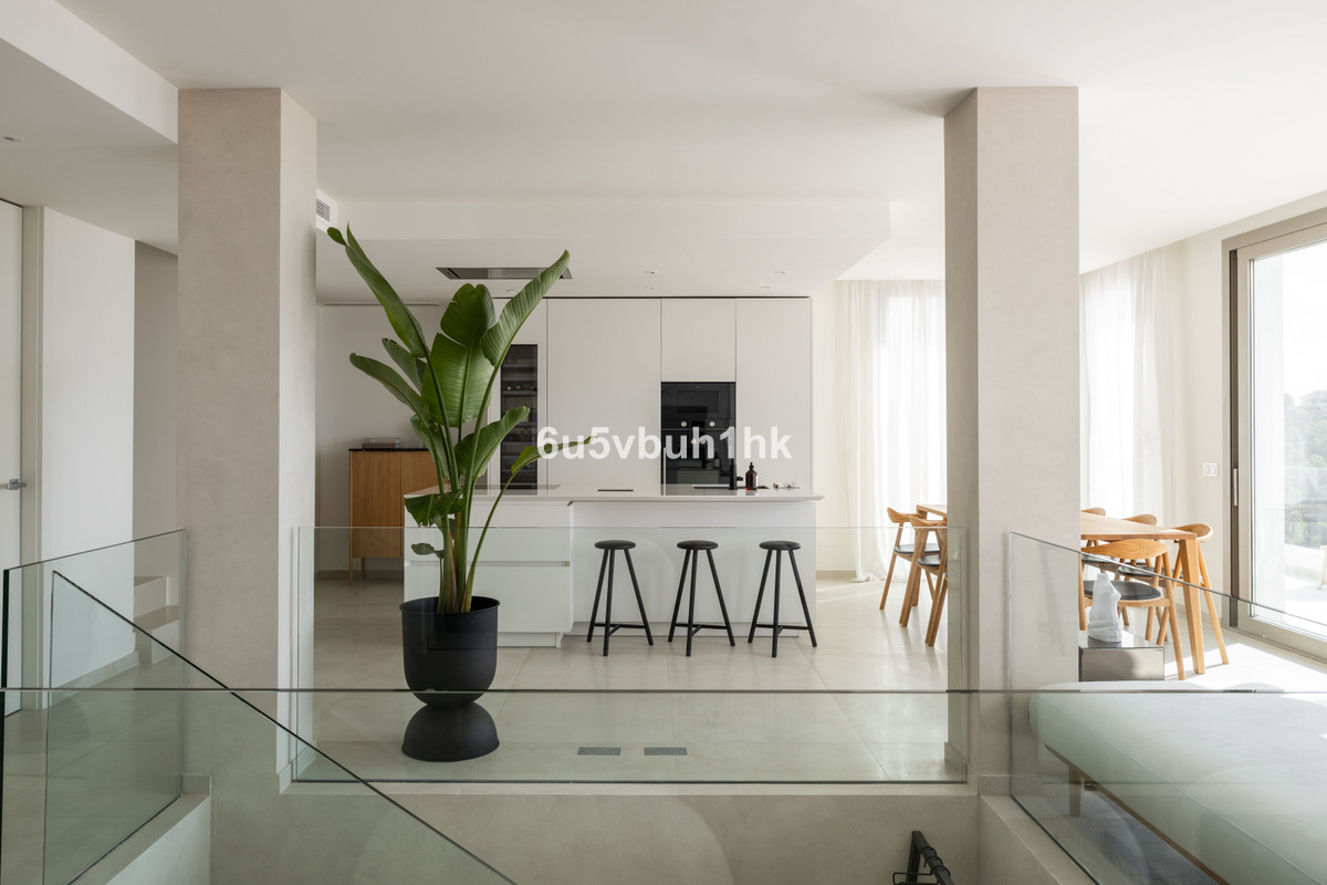 Appartement te koop in Nueva Andalucía | 3 slaapkamers H5372572