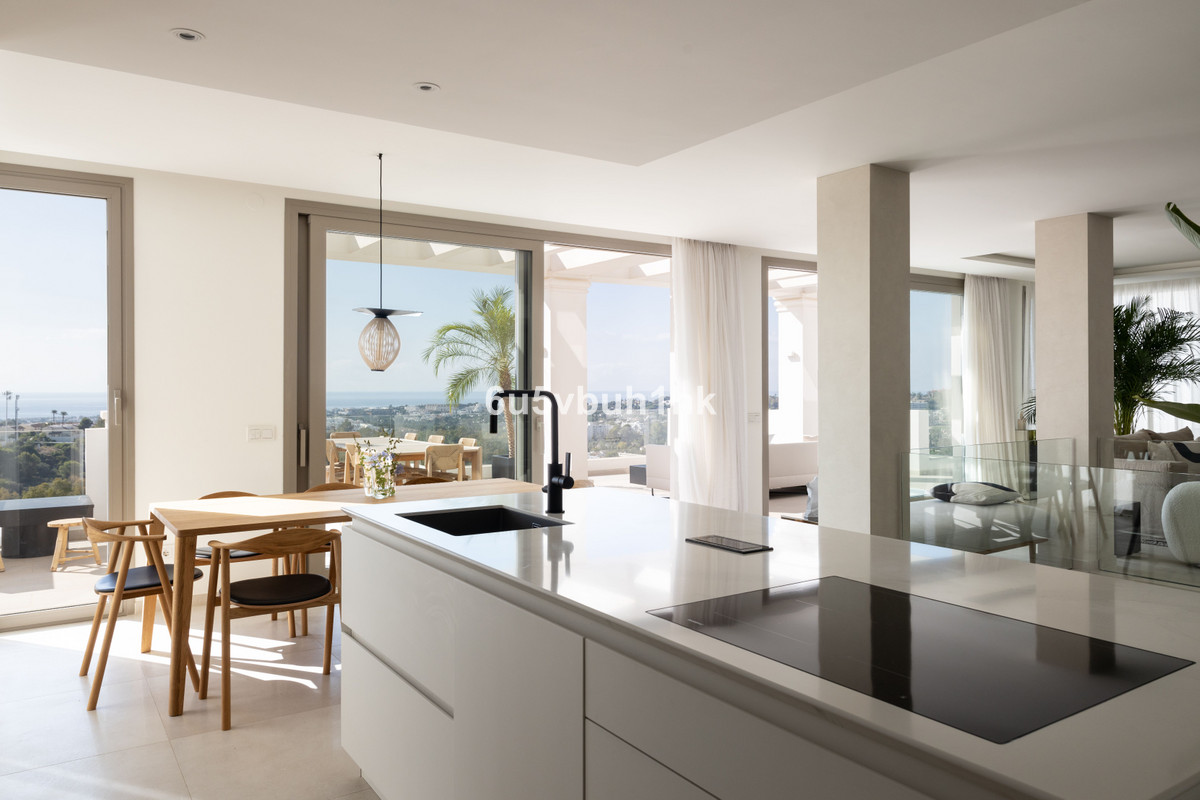 Appartement te koop in Nueva Andalucía | 3 slaapkamers H5372572