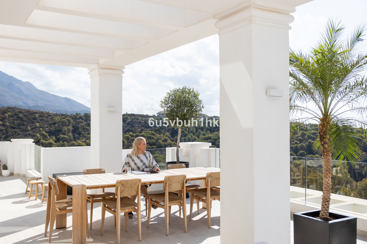 Appartement te koop in Nueva Andalucía | 3 slaapkamers H5372572