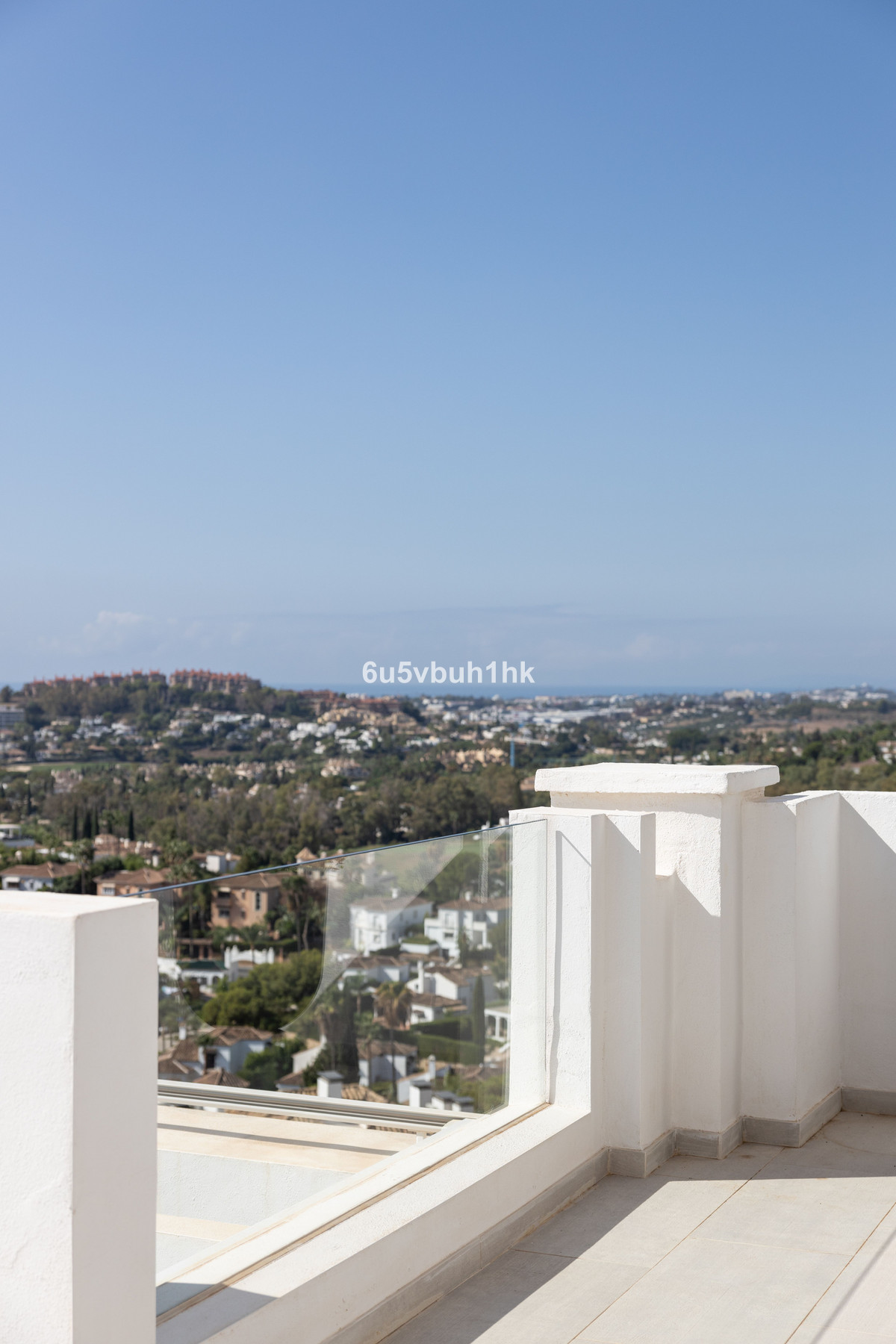 Appartement te koop in Nueva Andalucía | 3 slaapkamers H5372572