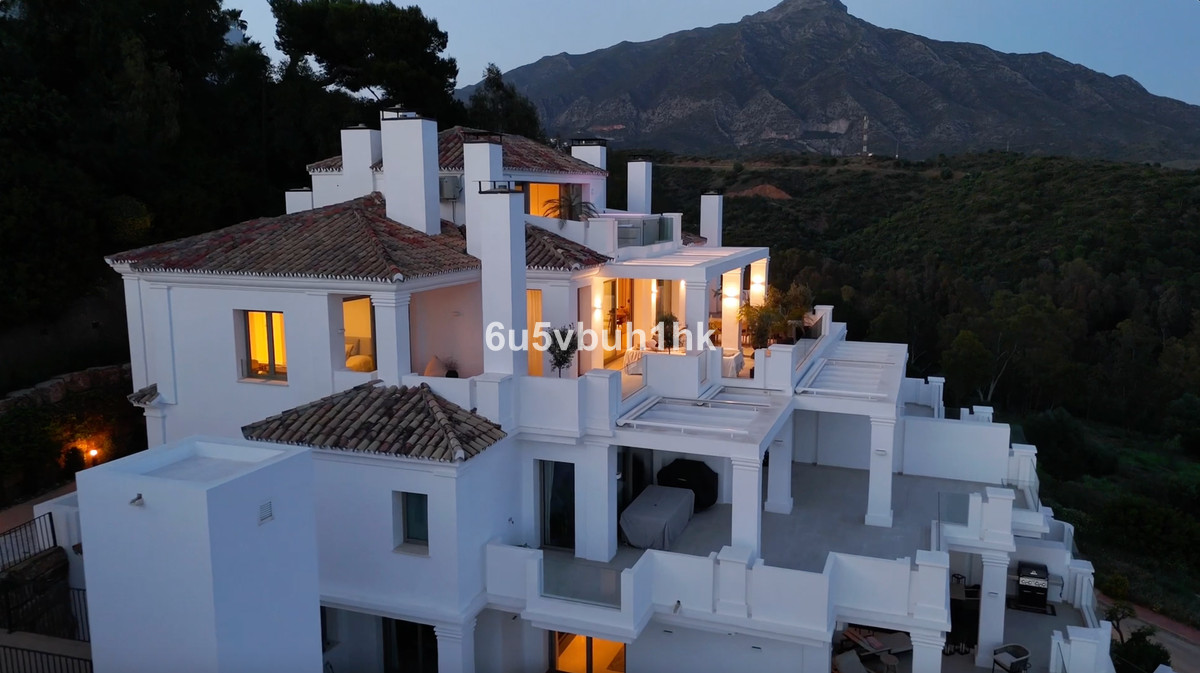 Appartement te koop in Nueva Andalucía | 3 slaapkamers H5372572