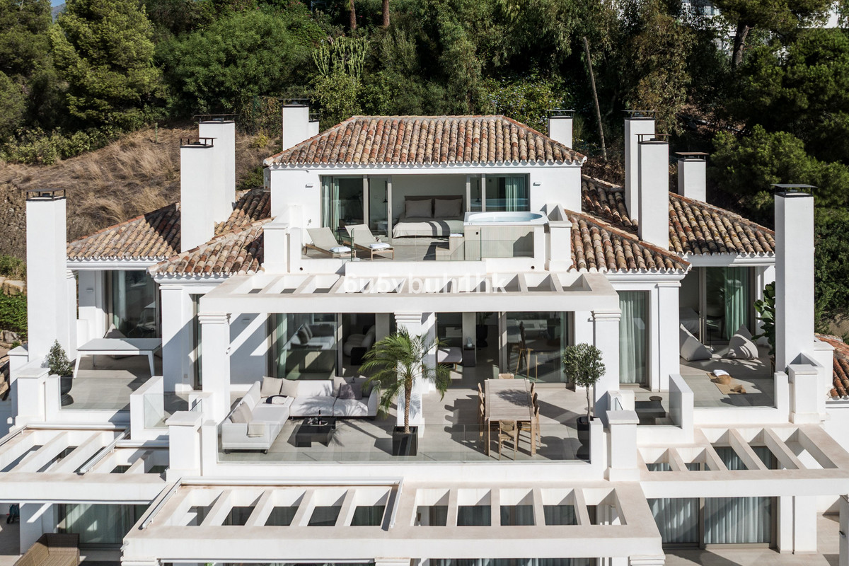 Appartement te koop in Nueva Andalucía | 3 slaapkamers H5372572