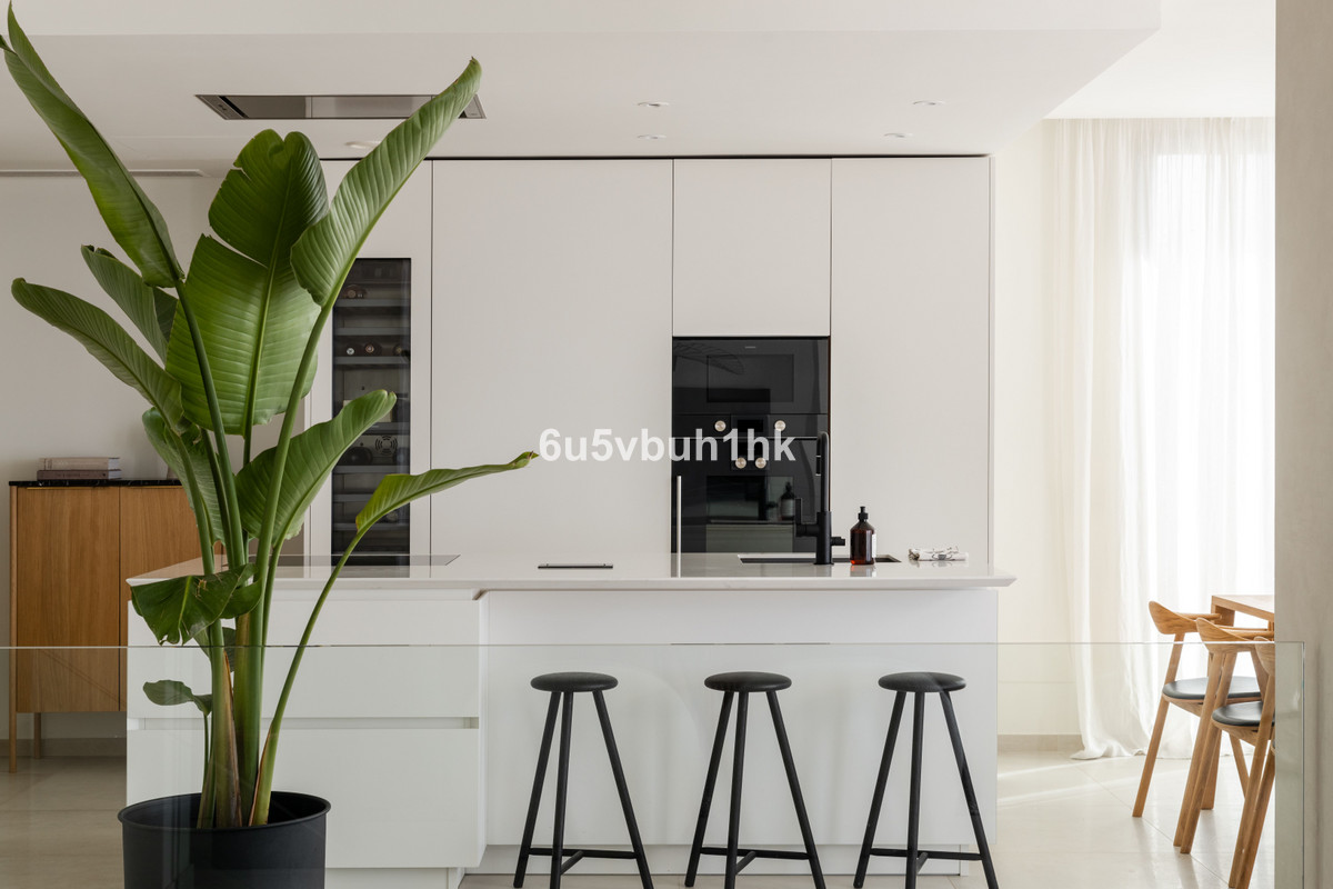 Appartement te koop in Nueva Andalucía | 3 slaapkamers H5372572