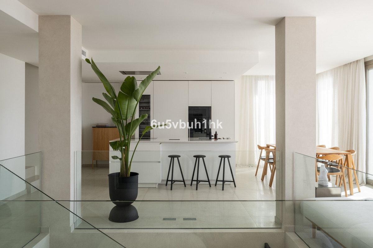 Appartement te koop in Nueva Andalucía | 3 slaapkamers H5372572