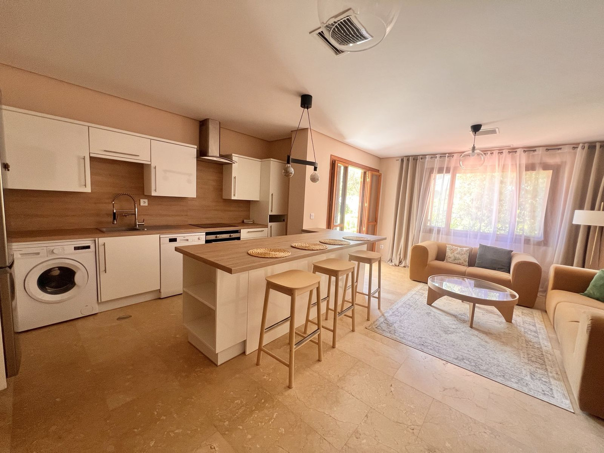 Appartement te koop in Nueva Andalucía | 3 slaapkamers H5372878