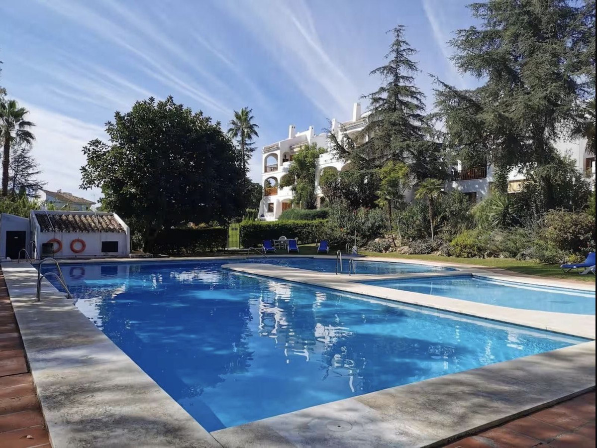 Appartement te koop in Nueva Andalucía | 3 slaapkamers H5372878