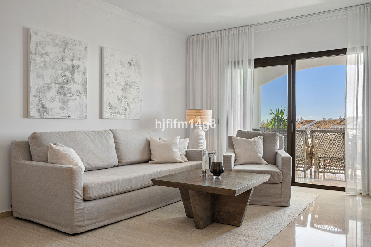 Appartement te koop in Nueva Andalucía | 2 slaapkamers H5373124