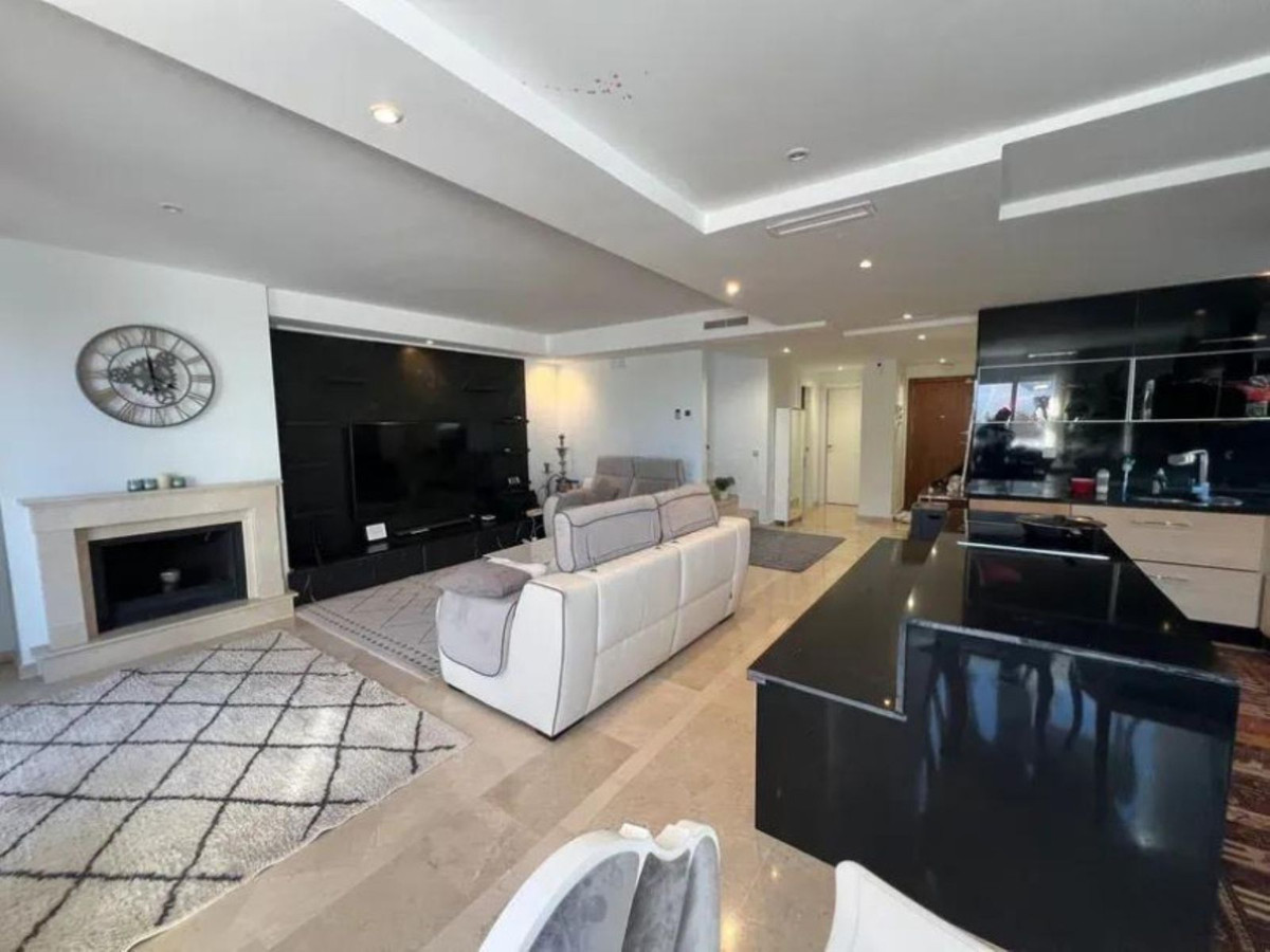 Appartement te koop in Nueva Andalucía | 3 slaapkamers H5373712