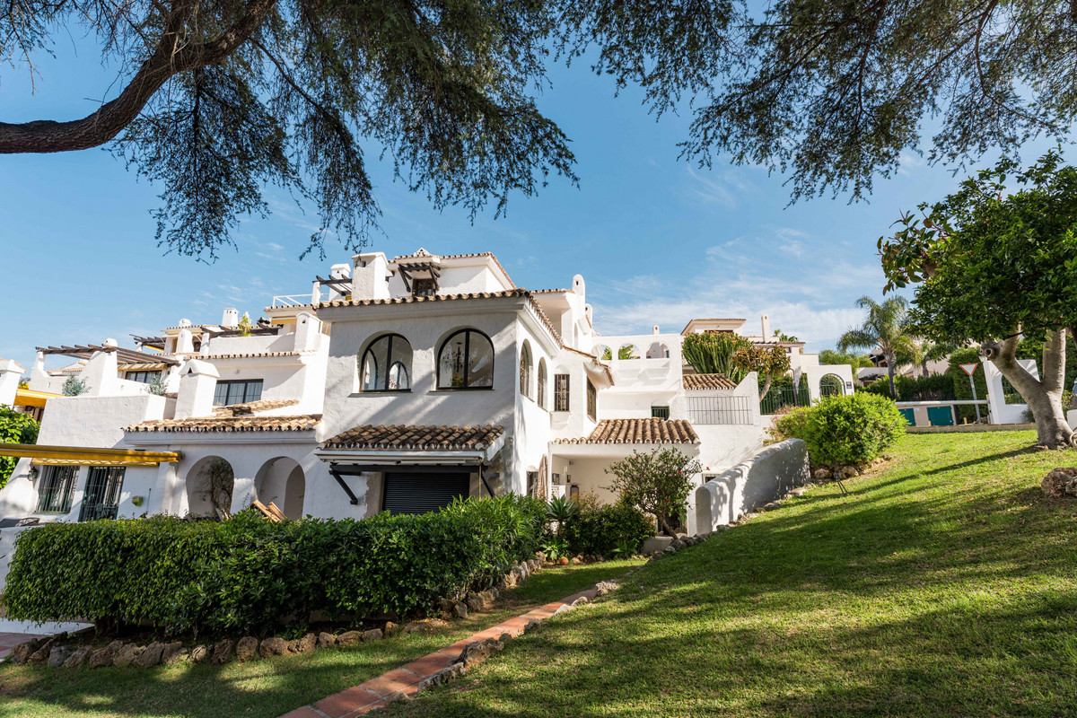 Appartement te koop in Nueva Andalucía | 3 slaapkamers H5375131