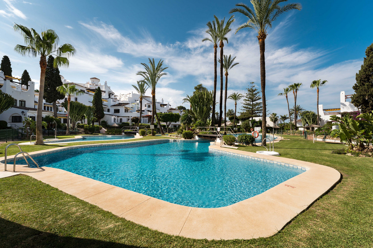 Appartement te koop in Nueva Andalucía | 3 slaapkamers H5375131