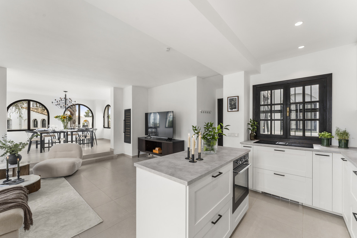 Appartement te koop in Nueva Andalucía | 3 slaapkamers H5375131