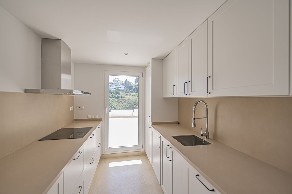 Appartement te koop in Nueva Andalucía | 2 slaapkamers H5375785