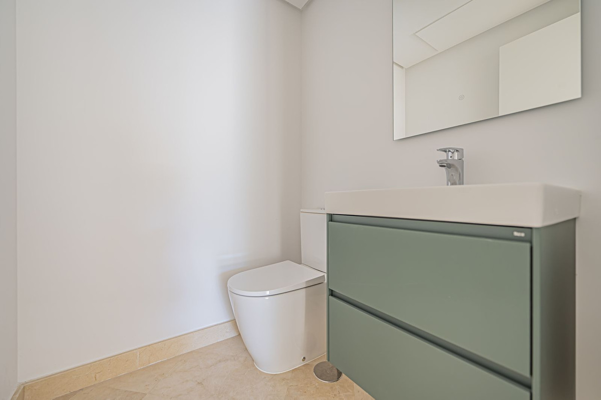 Appartement te koop in Nueva Andalucía | 2 slaapkamers H5375785