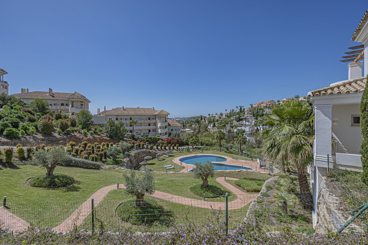 Appartement te koop in Nueva Andalucía | 2 slaapkamers H5375785