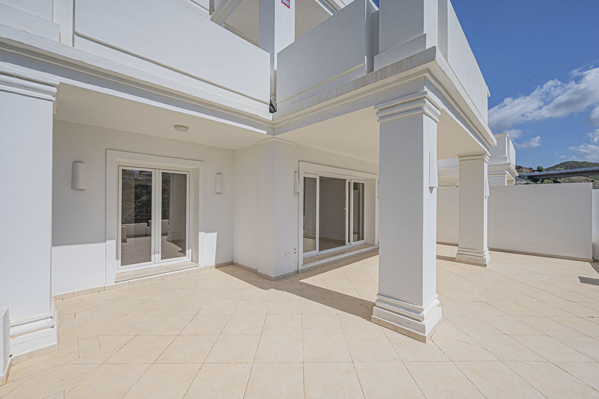 Appartement te koop in Nueva Andalucía | 2 slaapkamers H5375785