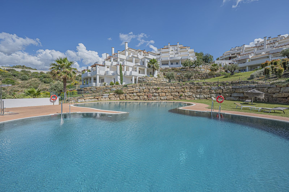 Appartement te koop in Nueva Andalucía | 2 slaapkamers H5376055