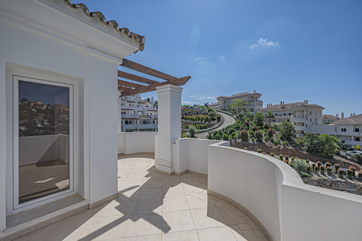 Appartement te koop in Nueva Andalucía | 2 slaapkamers H5376055
