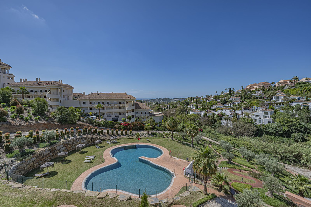 Appartement te koop in Nueva Andalucía | 2 slaapkamers H5376055