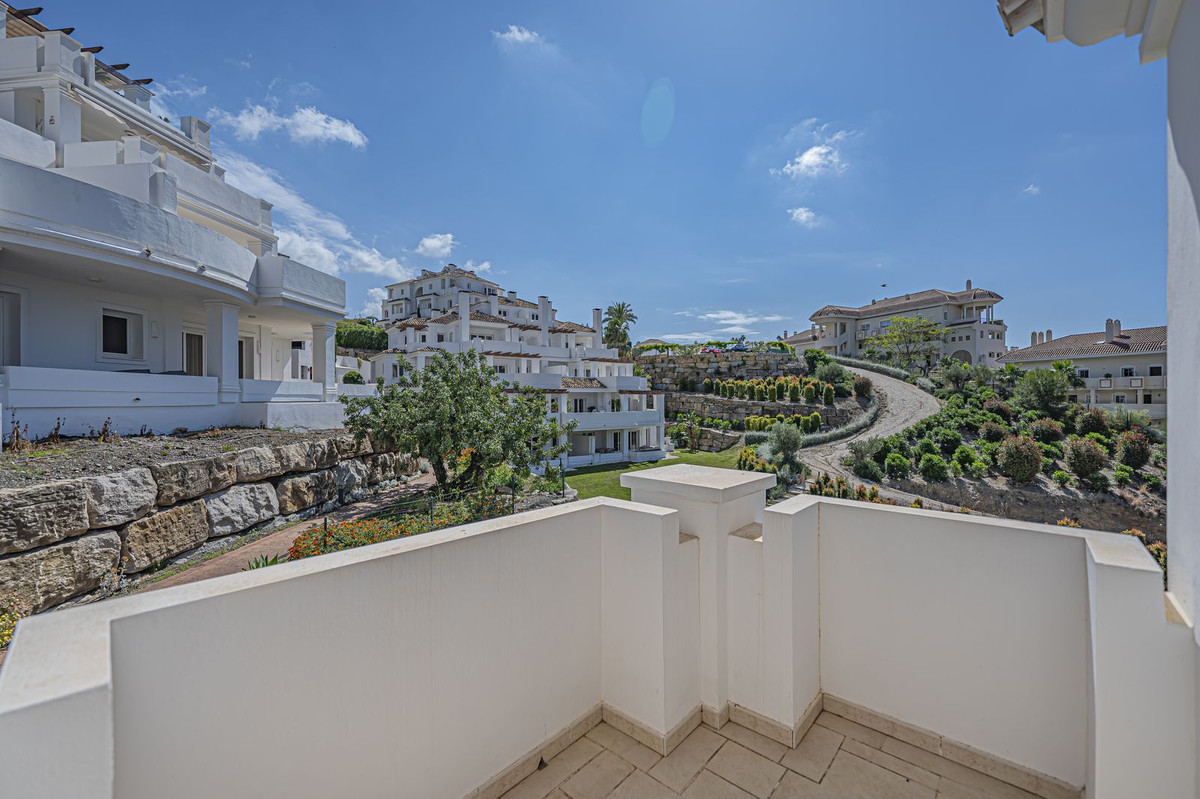 Appartement te koop in Nueva Andalucía | 2 slaapkamers H5376055