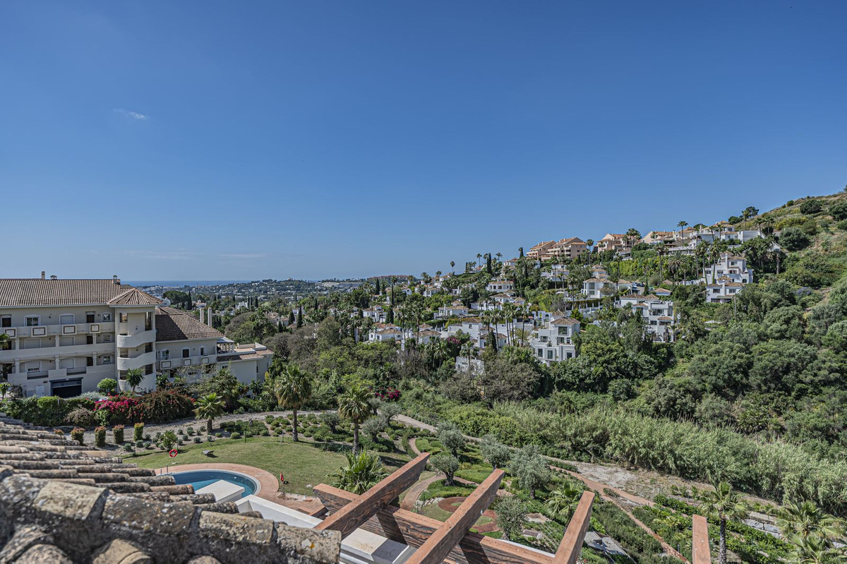 Appartement te koop in Nueva Andalucía | 2 slaapkamers H5376055