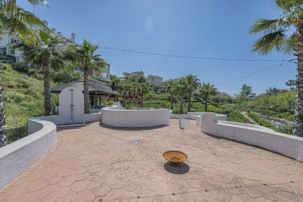 Appartement te koop in Nueva Andalucía | 2 slaapkamers H5376055